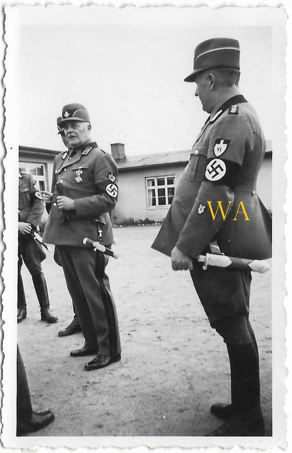 2x photo's: Senior RAD leaders with visible honours and RAD Daggers!