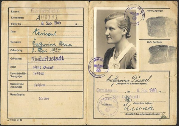 German identity card (Kennkarte) for a 20-year-old woman from Germersheim ( Rheinland-Pfalz)