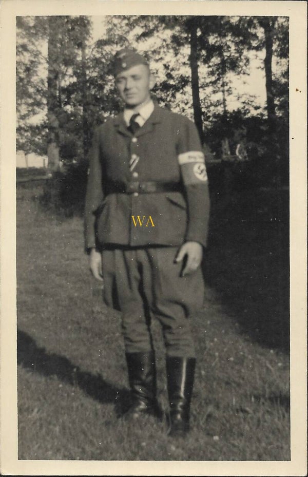German employee of Org. Todt wearing a visible armband.