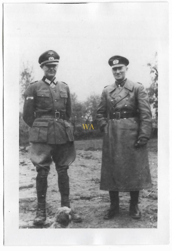 2 Knight's Cross bearers