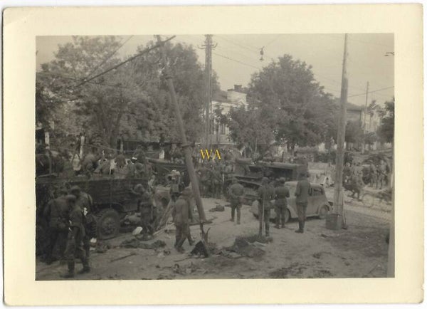 Total chaos of German vehicles