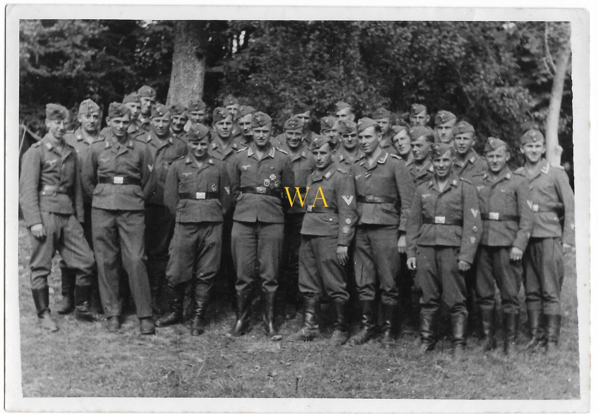 'FallschirmJäger vor Ihrem Kreta-Einsatz'