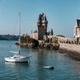 maureen-cosnard-xeu3ndrges8-unsplash-standard.jpg