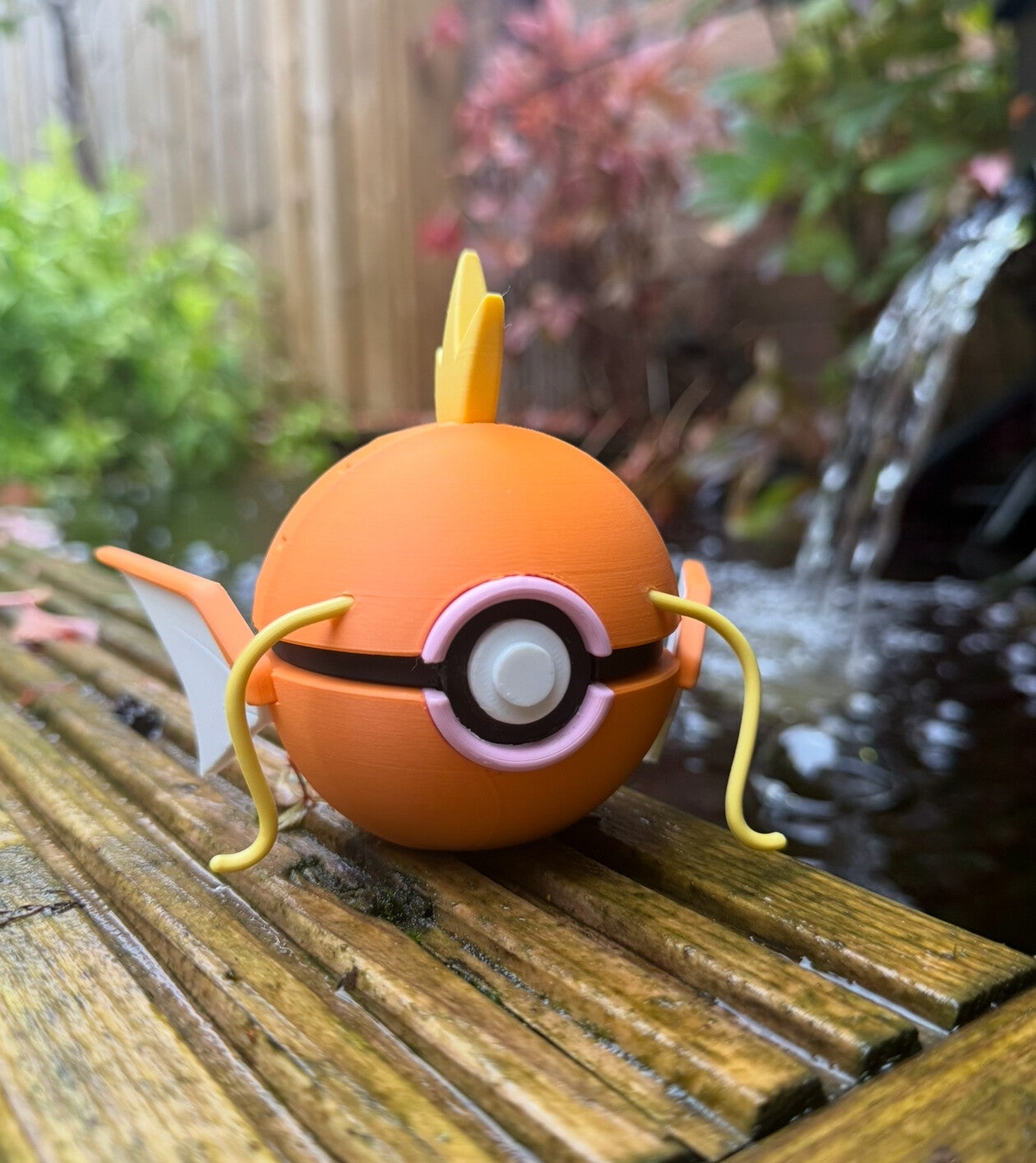 🐟✨ Golden Splash Wanderer ✨🐟