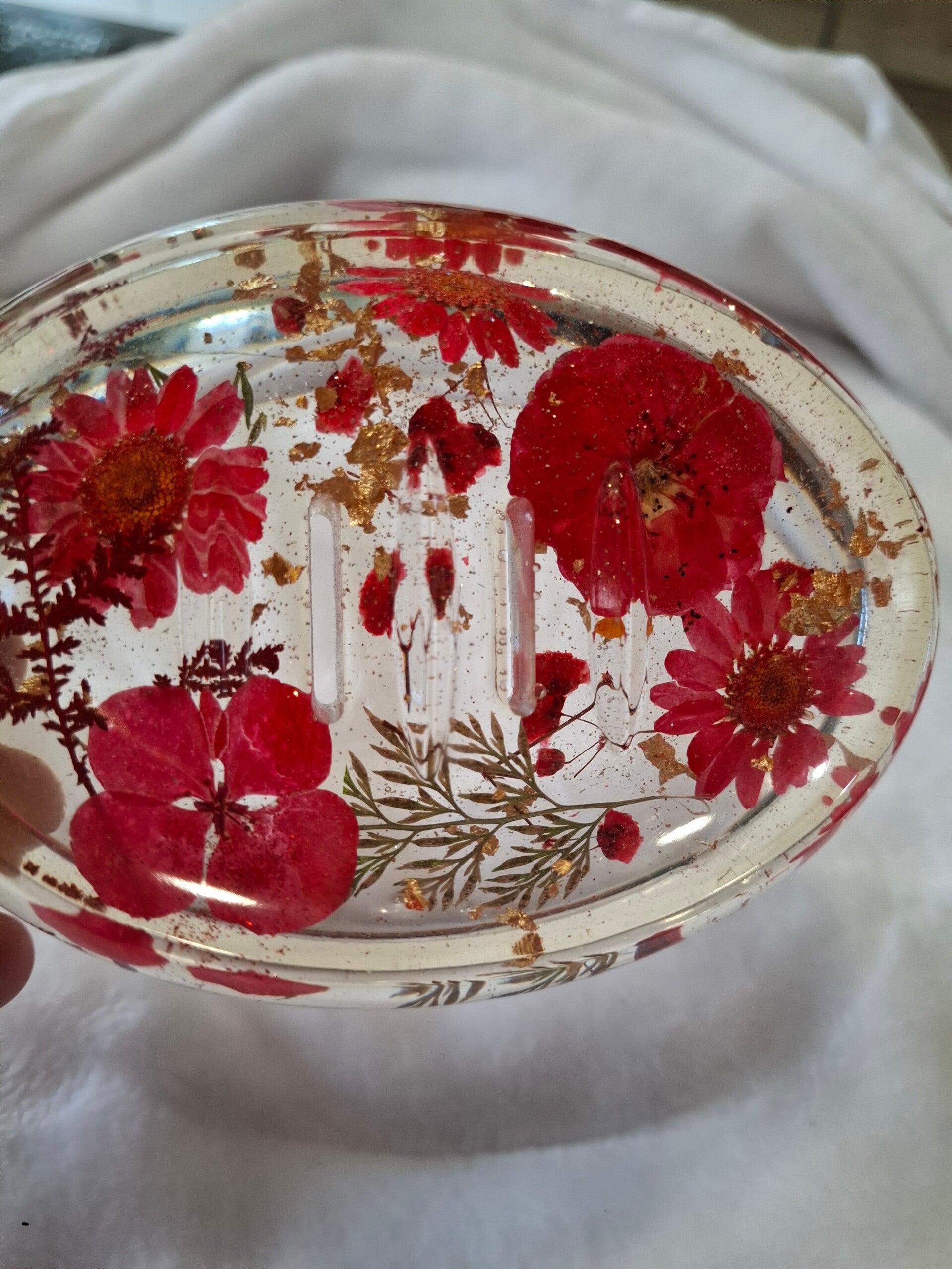 Porte savon résine tons rouges