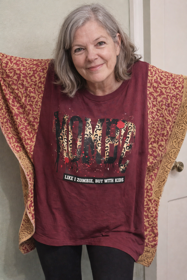 Mombie up cycle Kantha tee - K121