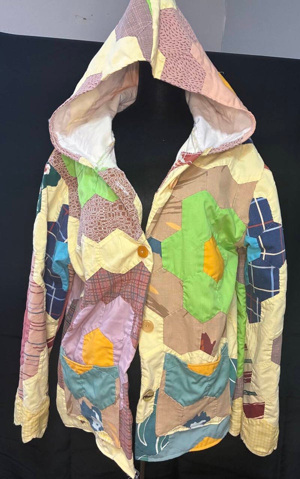 Up Cycle - Quilt Coat w/ Hood - Q127