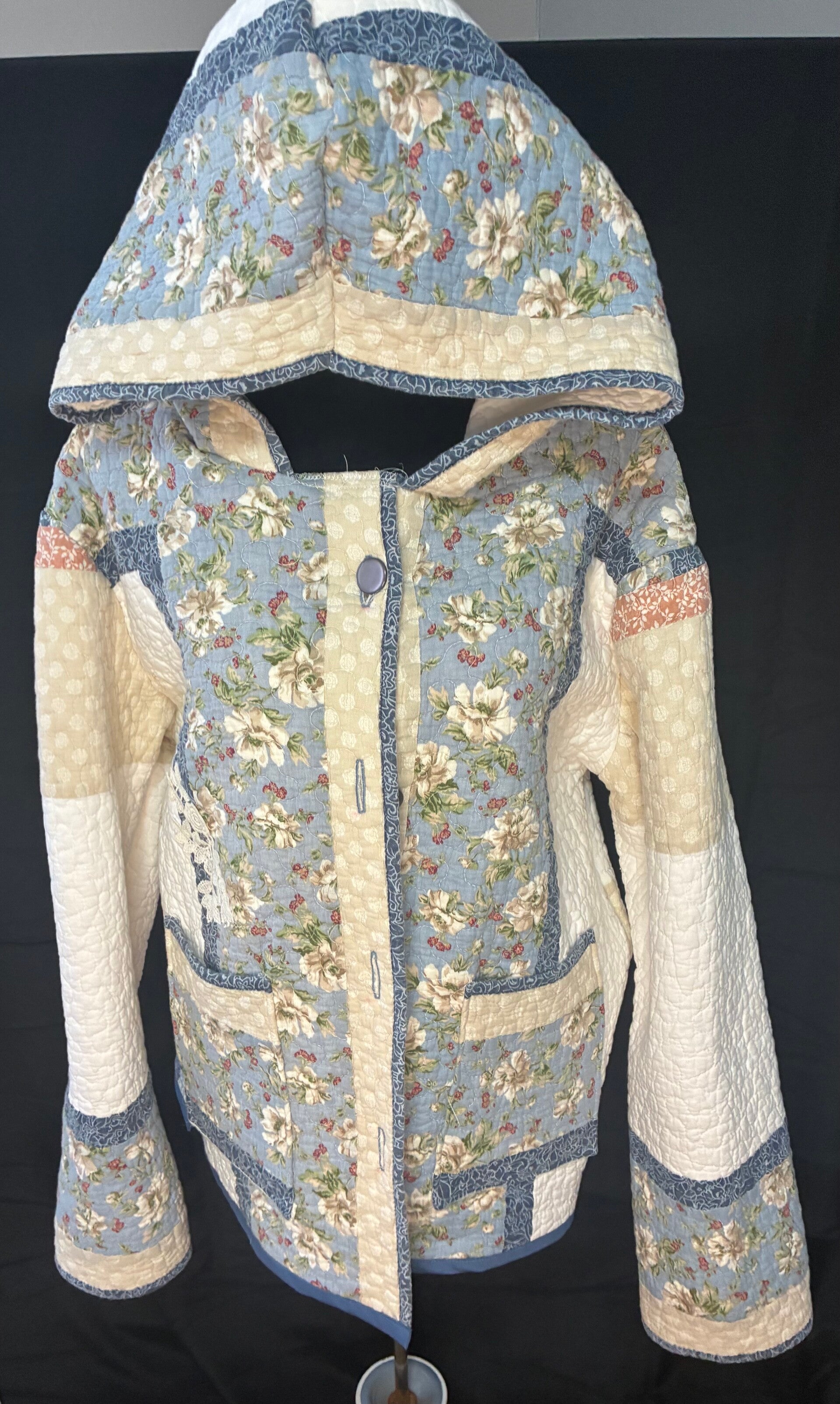 Up Cycle - Quilt Coat w/ Hood - Q129