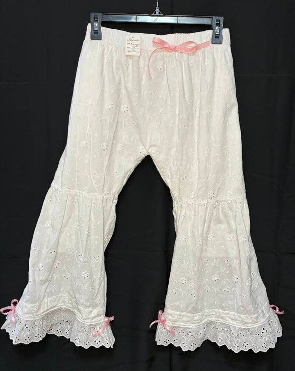 White Bloomers - P109