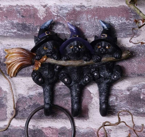 Witches helpers key hanger (20cm)