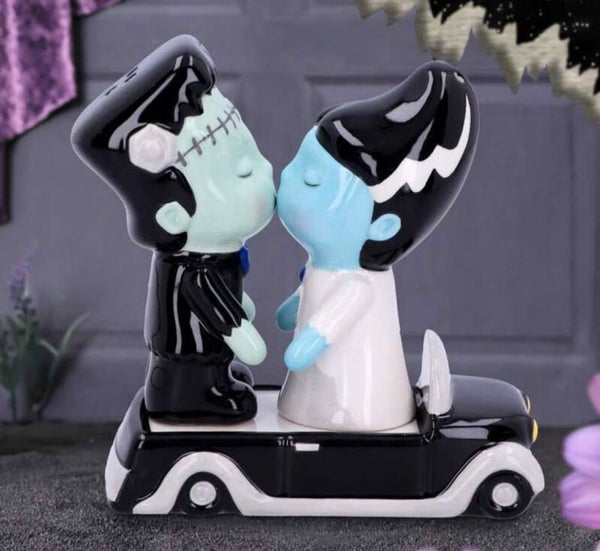 Made for each other ... salt & pepper shakers