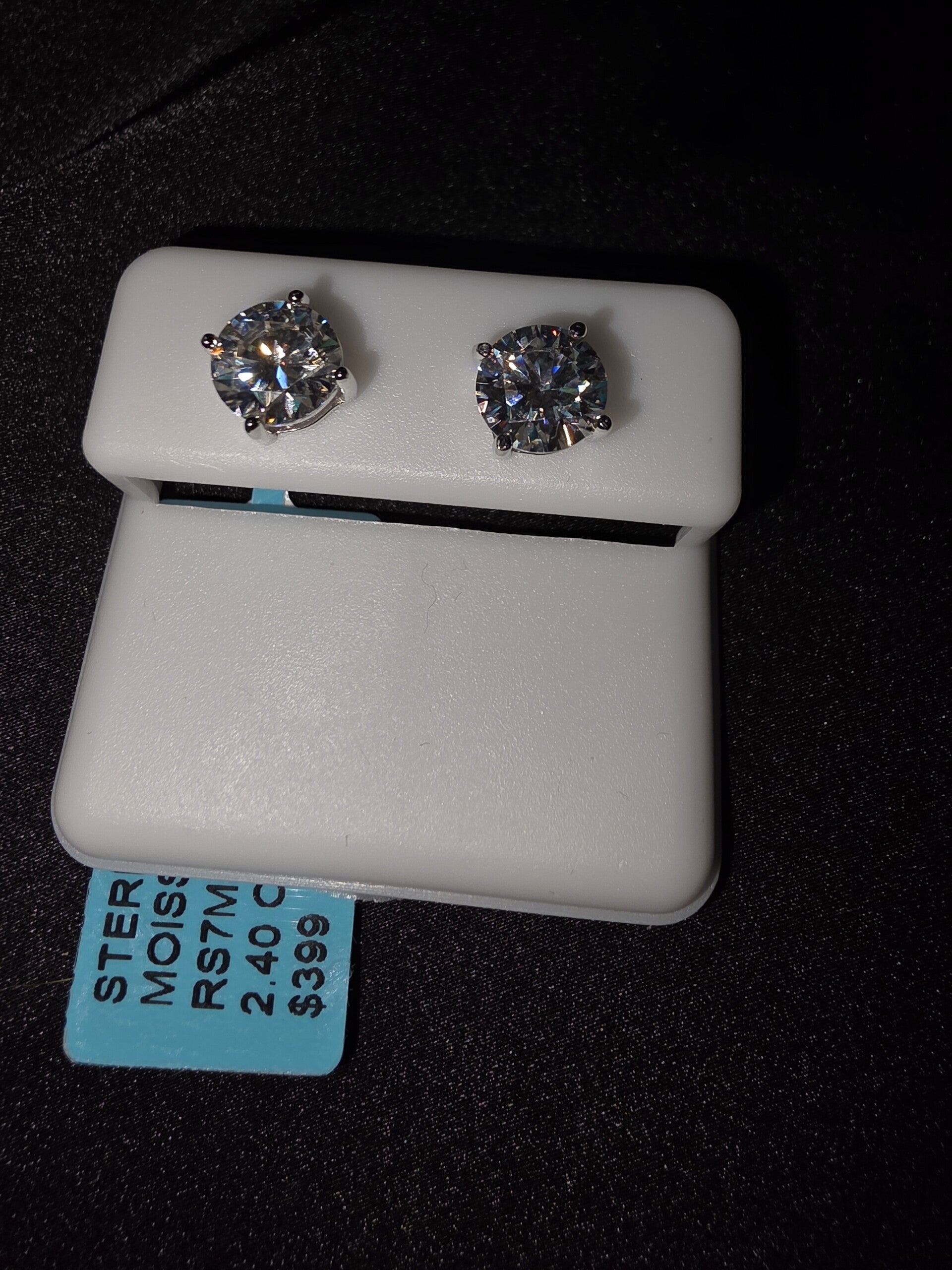 7mm Round Moissanite Earrings