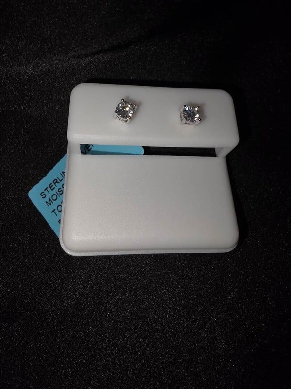 3mm Moissanite Earrings - Screw backs