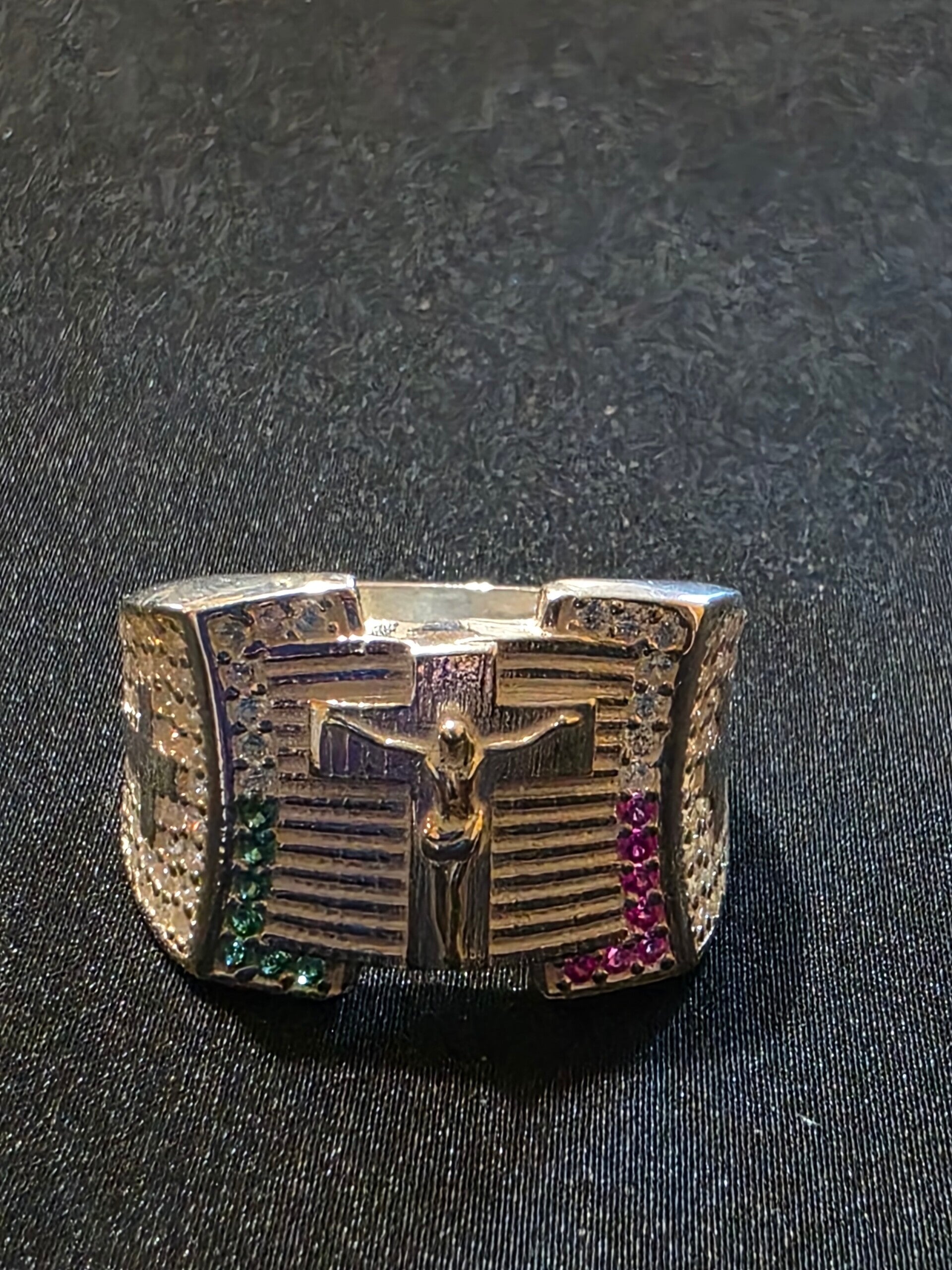 Size 10 Crucifix and Cross Ring