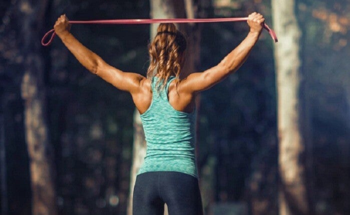 Zo haal je alles uit elastische weerstandsbanden