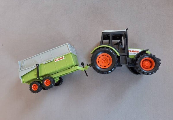 Tractor met aanhang.  nr.AD11