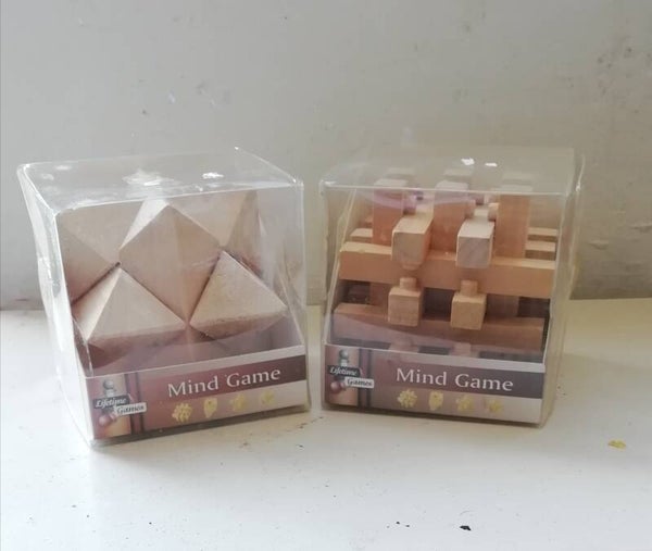 Denk spel. Minder Game puzzel.  nr.W14