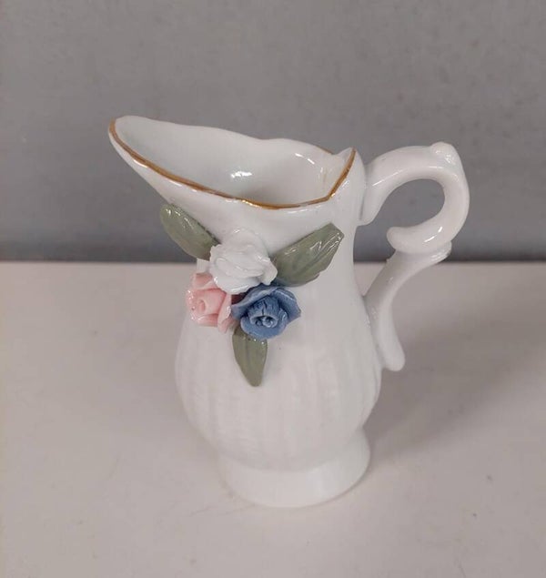 Vaas kan. Decoratie .Z12