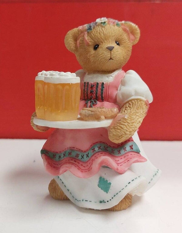 Beertje. Beeldje. nr.V8