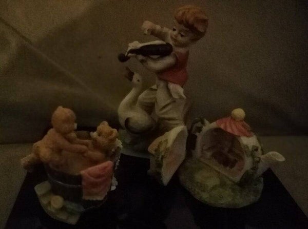 Beeldjes aardewerk sprookjes figuren. nr.C11