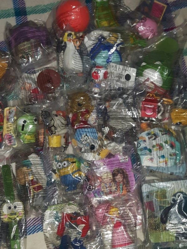 Happy meal surprises. nr.B14