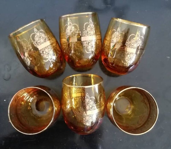 Glazen kopjes. nr.E17