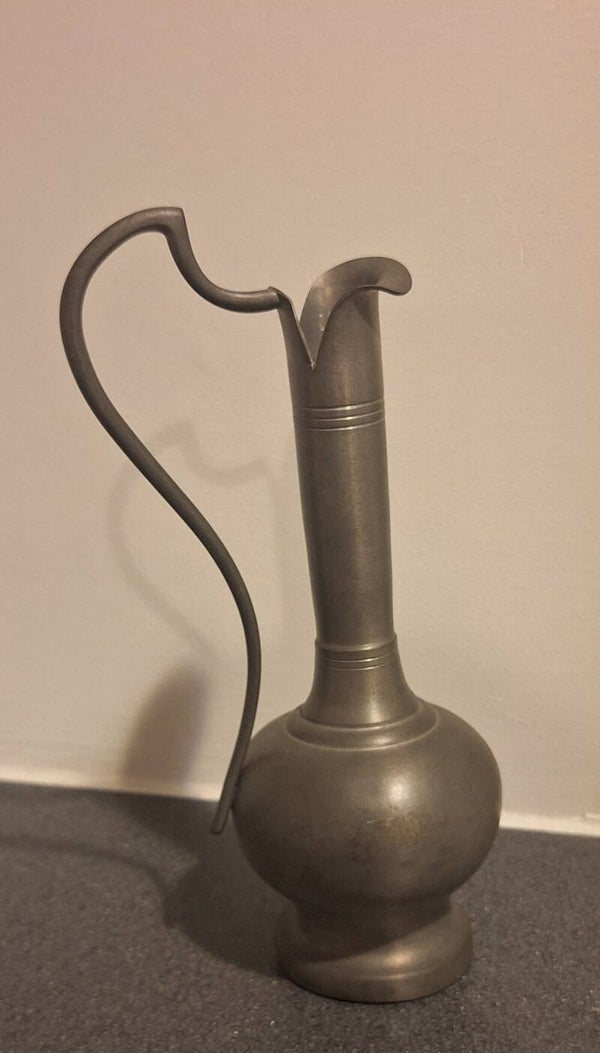 Gero tinnen. wijn schenk kan. 1950 Decoratie nr.AN9
