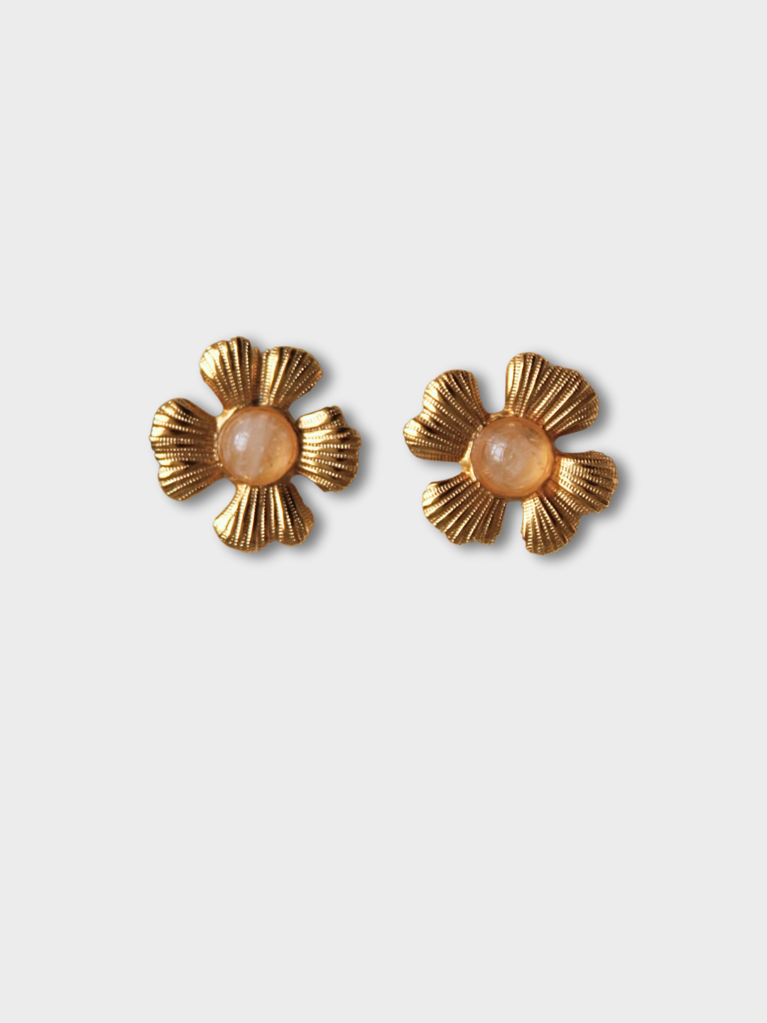 Eternal Blossom Earrings Gold