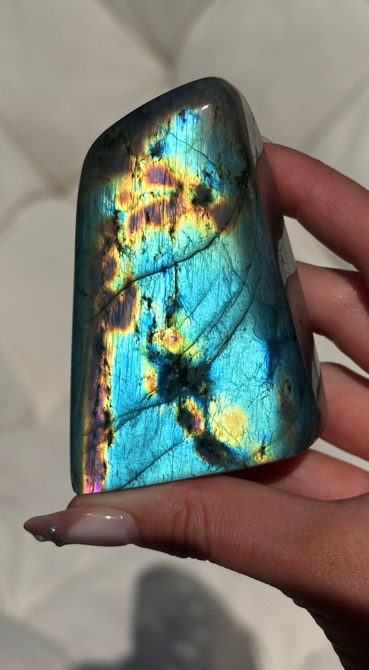 Labradorite sculpture A grade