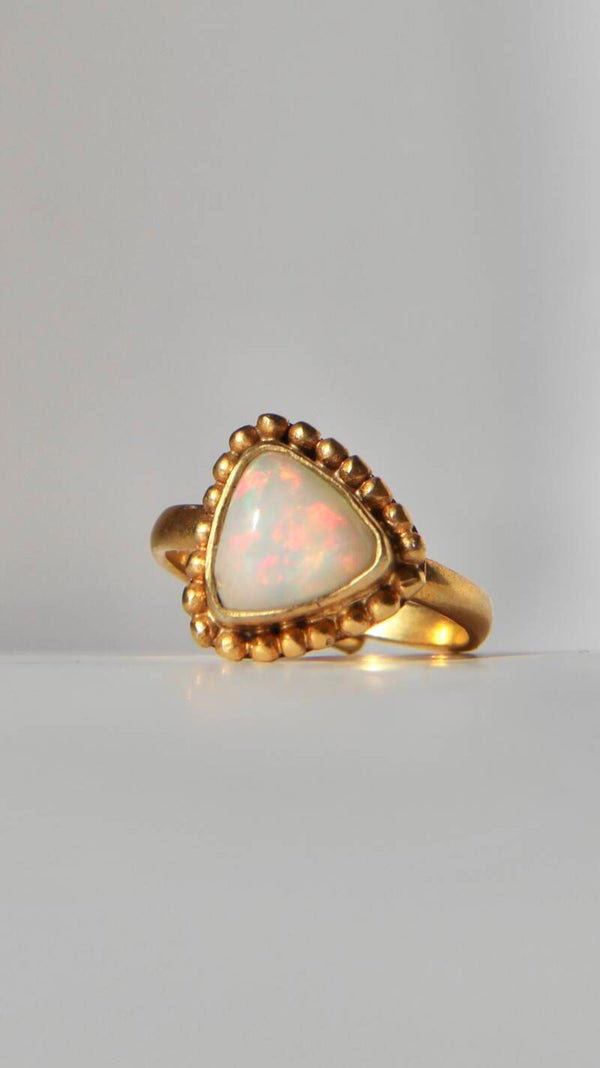 Ethiopian Opal Ring Gold