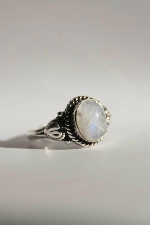 Moonstone Ring Silver