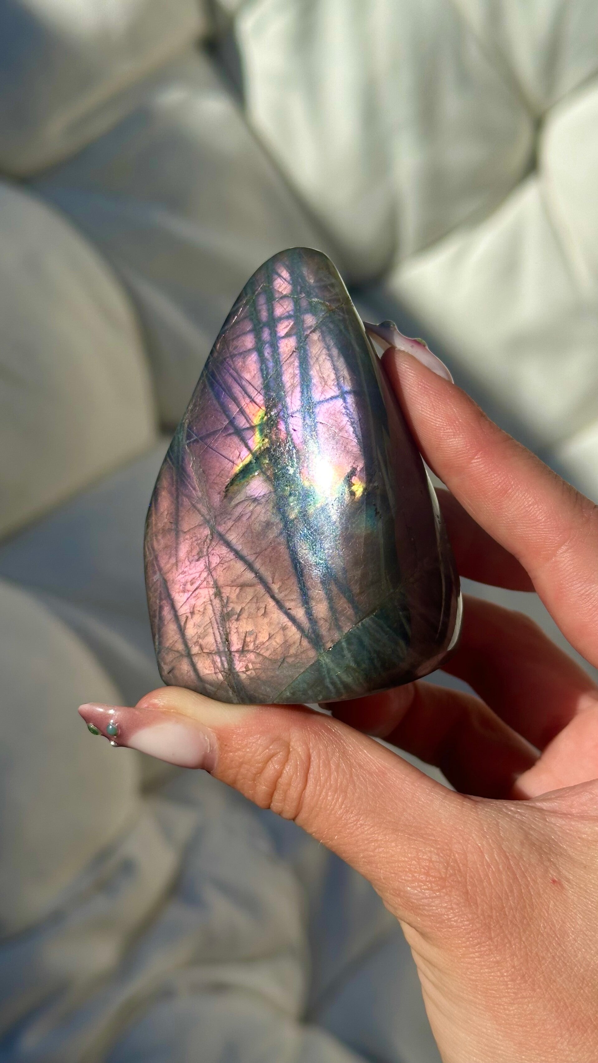 Labradorite sculpture A grade