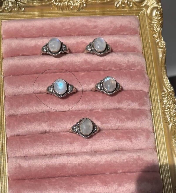 Maansteen ring