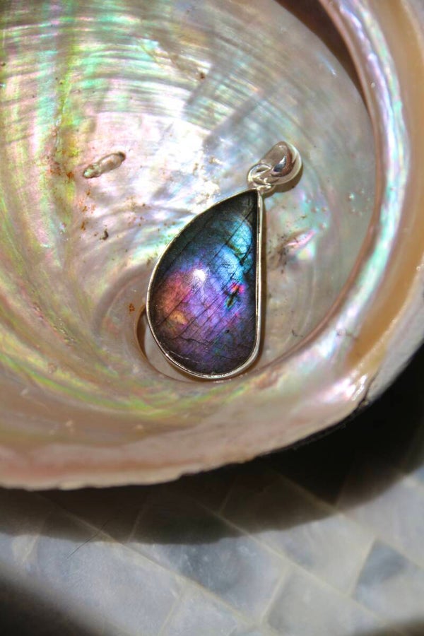 Mermaid Labradorite Pendant