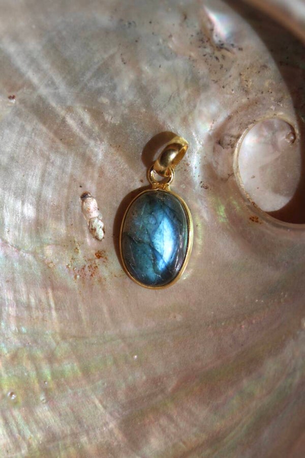 Labradorite Pendant