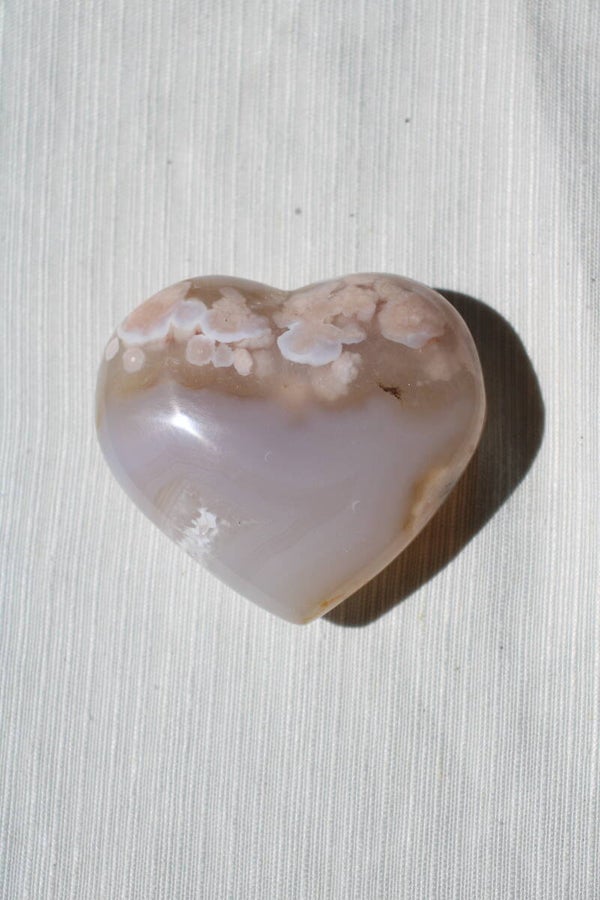 Flower agate heart