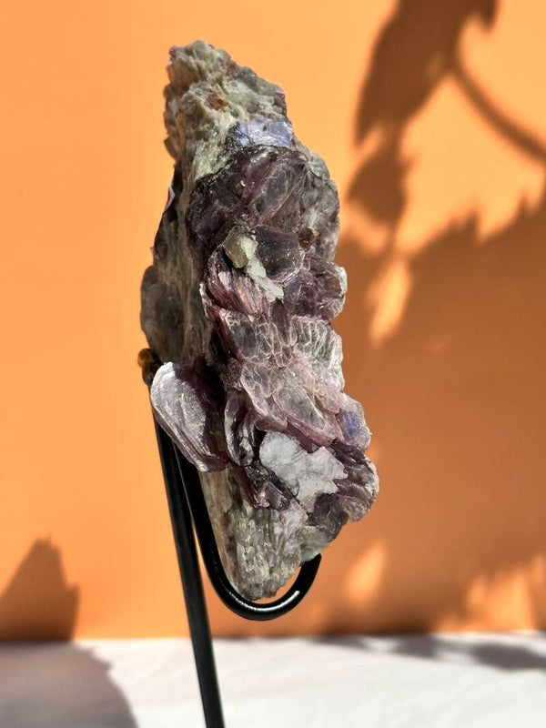 Lepidoliet met mica op matrix