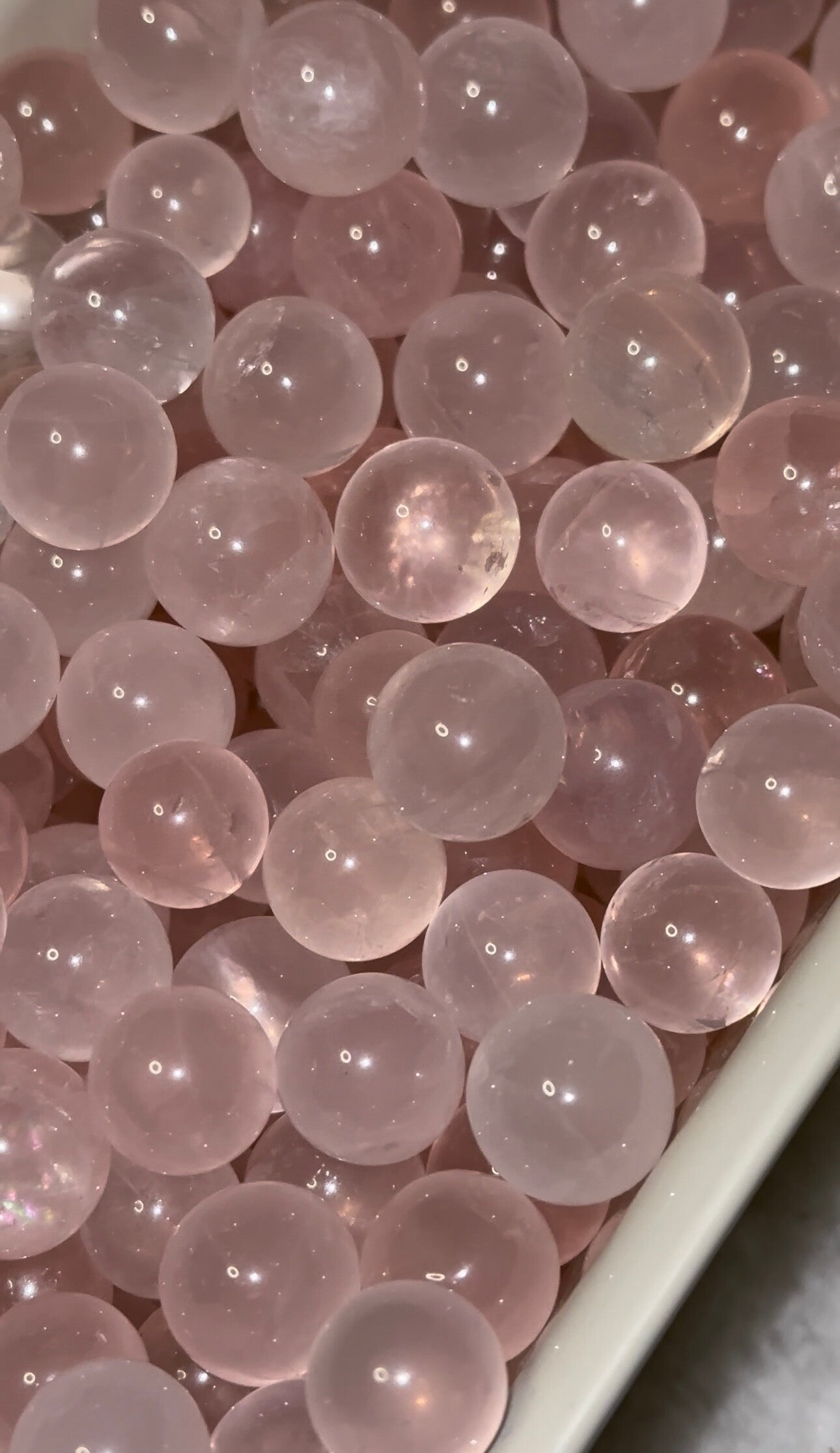 Mini gemmy rosequartz sphere