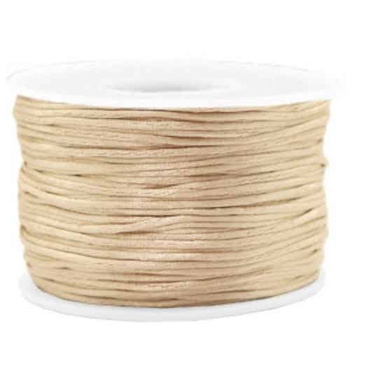 Macramé satijnkoord 1,5 mm satin gold