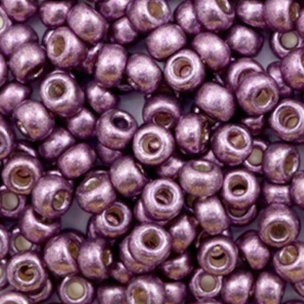 Miyuki 6/0 4mm rocailles Duracoat galvanized eggplant purple 6-4220