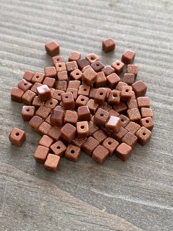 Natuursteen cubes 4mm sparkling brown 