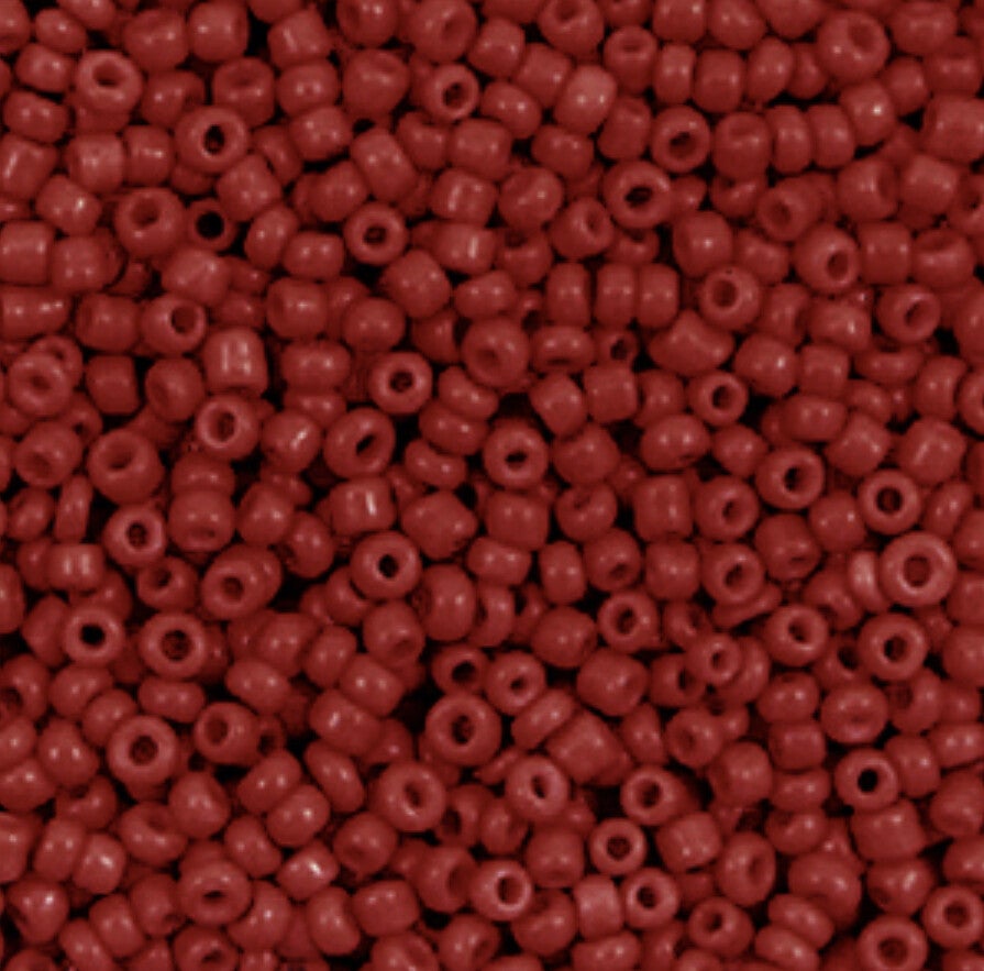Rocailles 2mm Cabernet Red