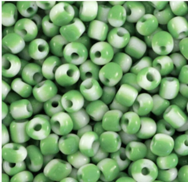 Rocailles 3mm stripes green / white 