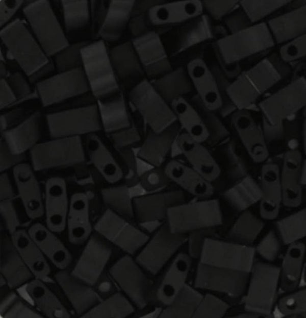 Miyuki half tila 5x2,3mm. Opaque matte black.