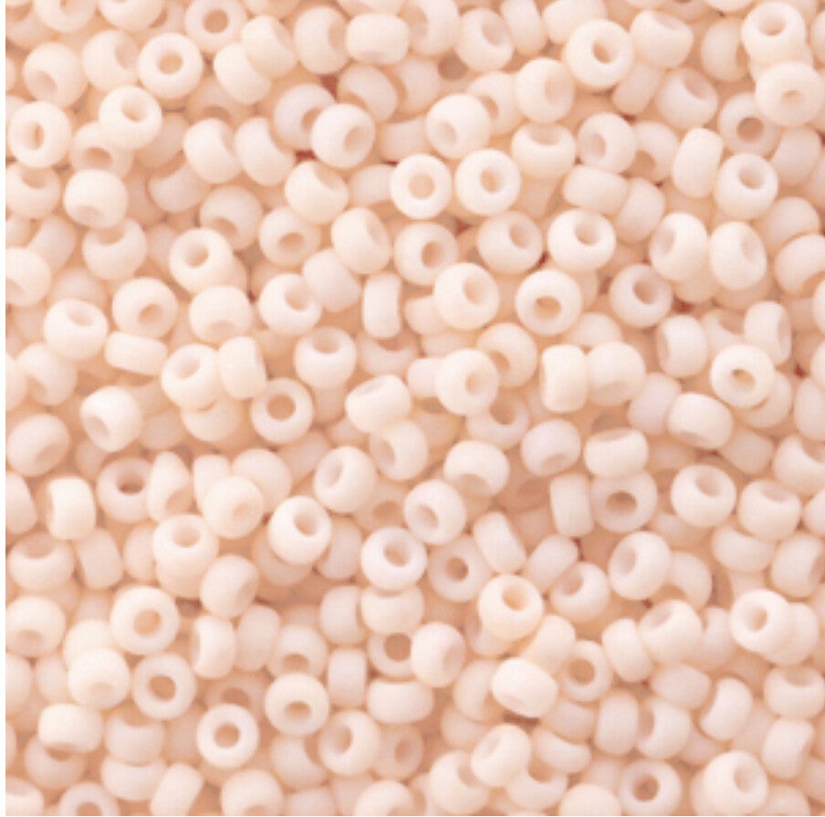 Miyuki 11/0 Opaque matte blush pink 11-2023