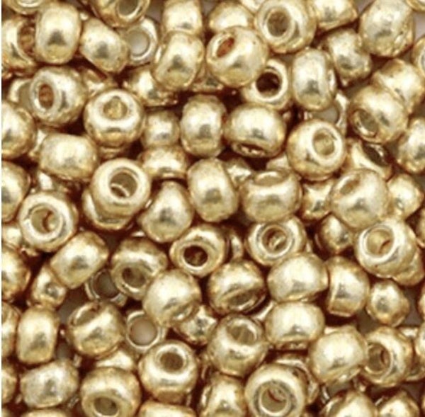 Miyuki 6/0 4mm rocailles Duracoat galvanized champagne 6-4204