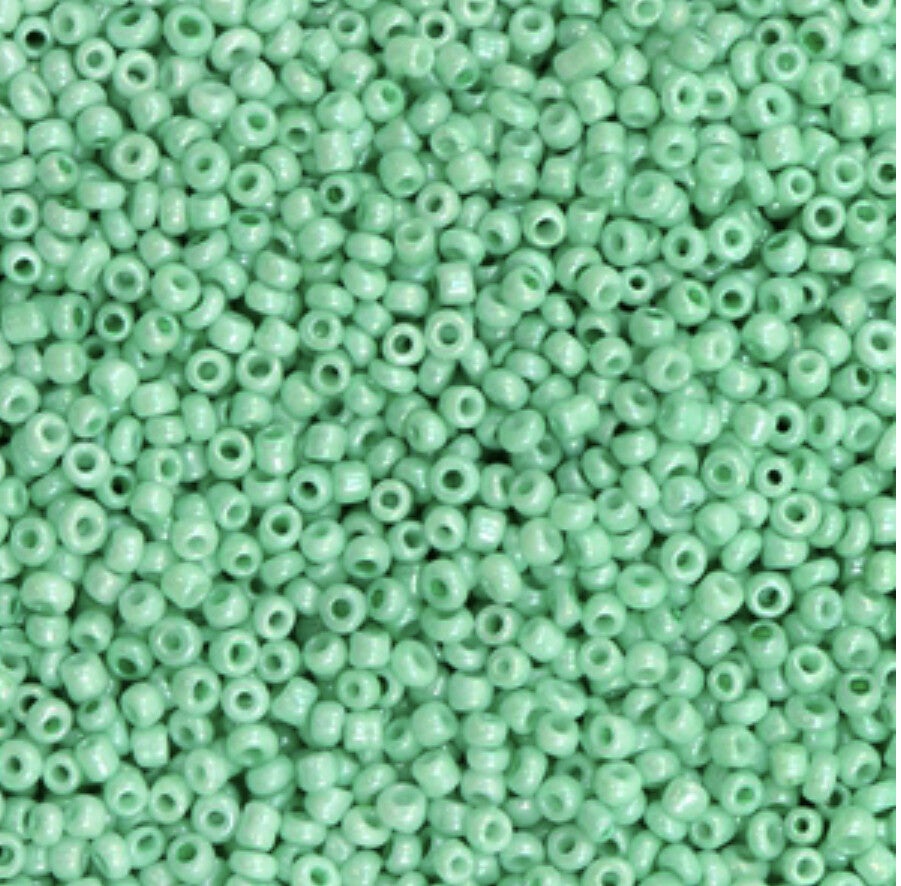 Rocailles 2mm Vivid Green