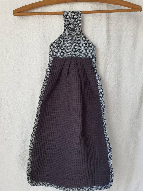 essuie main à accrocher "géométrique noir blanc"