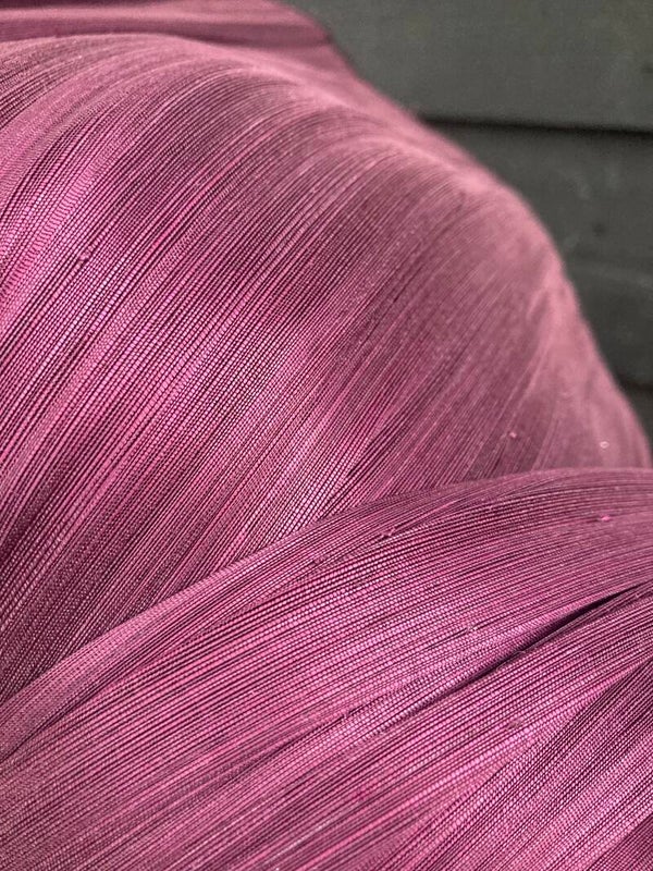 Bordeauxpaarse silk abaca