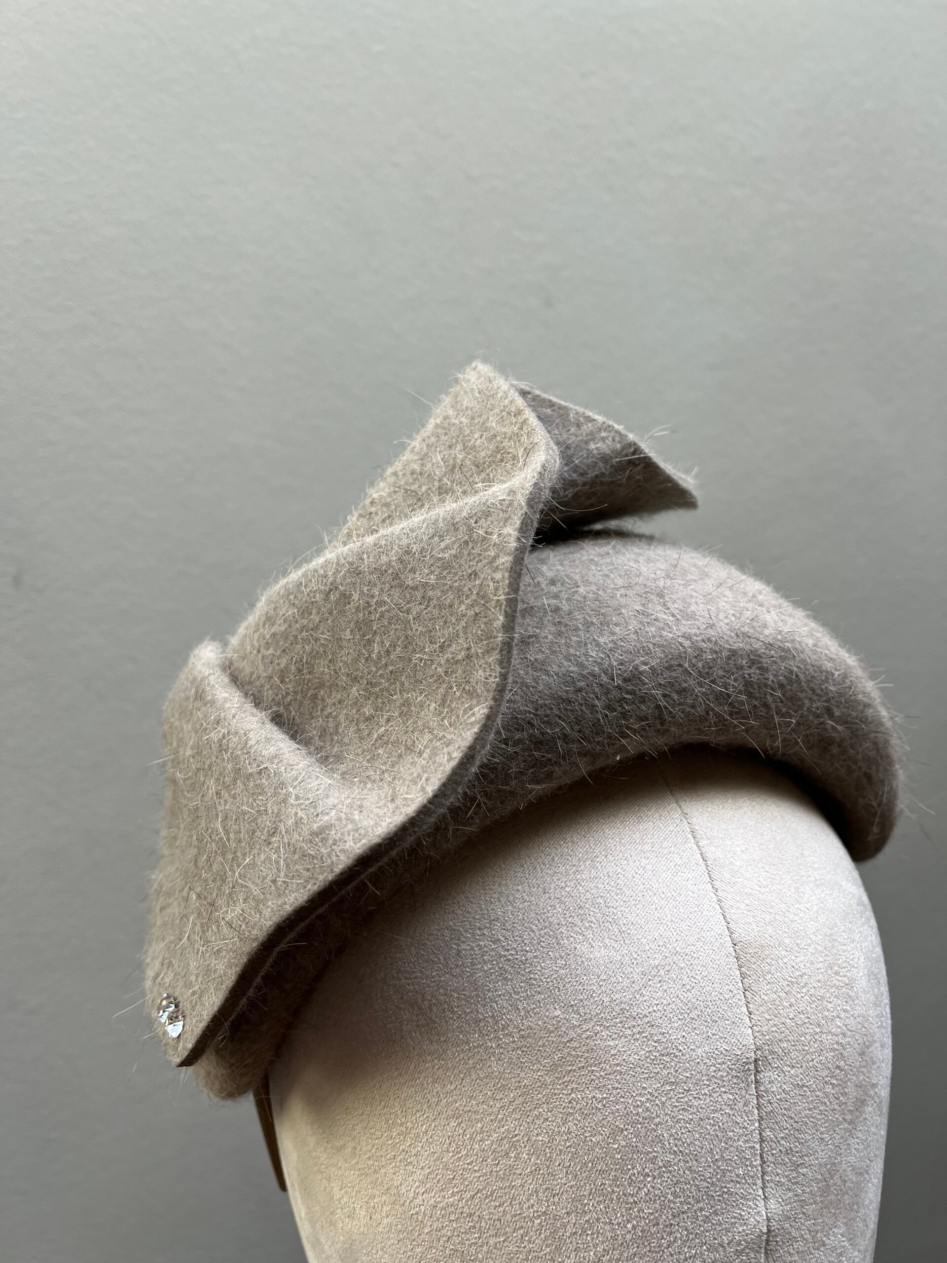 Bandeau jenthe grijsbruin